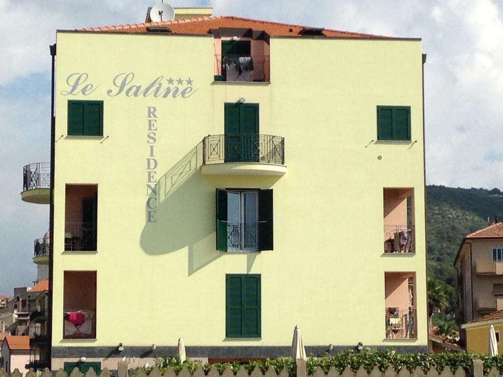 Residence Le Saline Borgio Verezzi Bagian luar foto